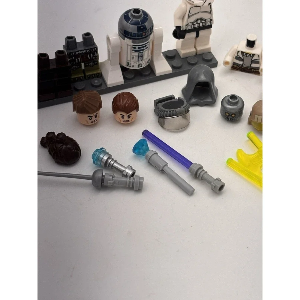 Lego Star Wars Minifigure Lot Light Sabers Helmets Legs Torsos